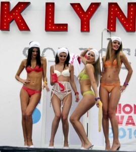 K-Lynn Lingerie Faraya fashion show 2010 - 12